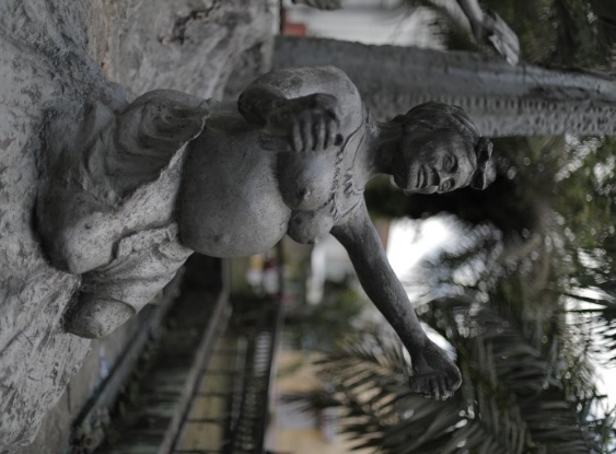 Sculpture crafted in 2009, Municipality of Tadó, Central Park. Photograph Maria Fernanda Parra Ramírez